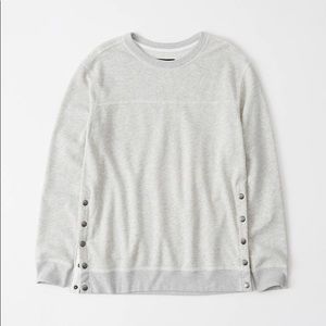 Side snap crew neck sweatshirt
